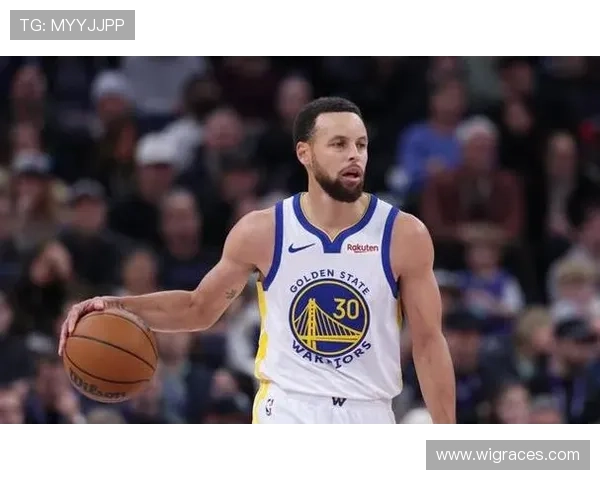 三球超越库里黄蜂三分榜第二 三球超越库里黄蜂三分榜第二